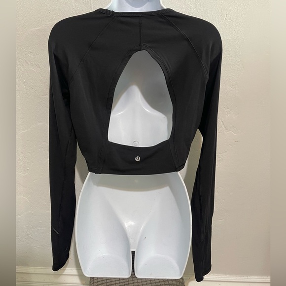 Lululemon black long sleeve shirt - Picture 2 of 4